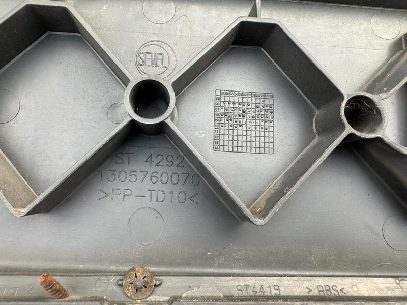 FIAT DUCATO 2006-2014 FRONT BUMPER GRILL HOUSING 1305760070