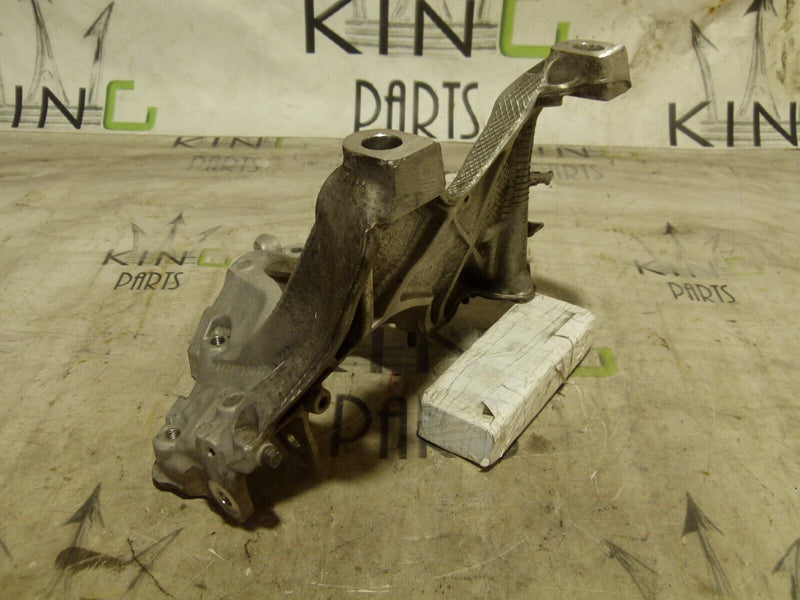 AUDI S4 A4 B9 8W 3.0 TFSI SUBFRAME ENGINE MOUNT BRACKET RIGHT SIDE 8W0399296E
