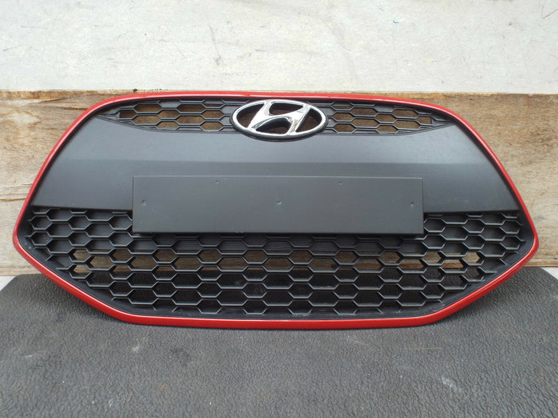 Hyundai IX20 Cross Facelift 2015-On Front Bumper Grill Bonnet Genuine Grille Red