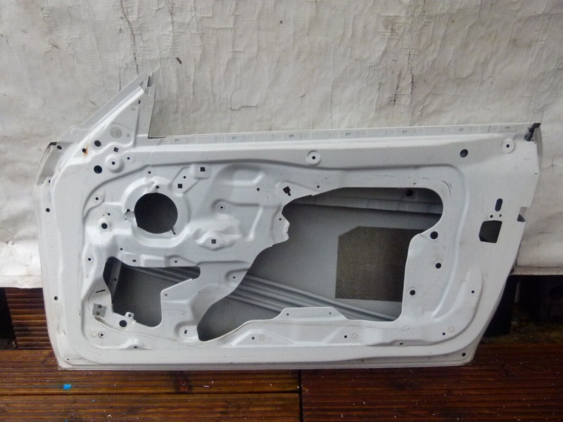 BMW 4 SERIES F32 F33 F36 F82 FRONT DOOR PANEL RIGHT DRIVER SIDE in WHITE
