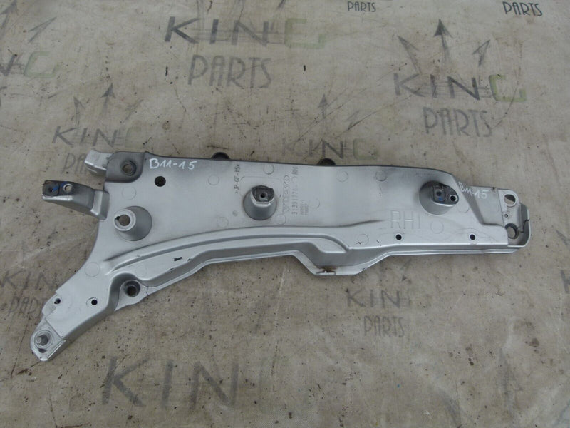 VOLVO XC90 MK2 2015-19 FRONT RIGHT FENDER MOUNTING GENUINE 31391778