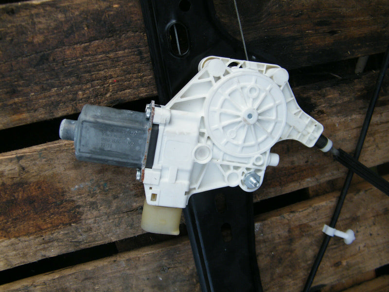 BMW 3 E90 E91 05-11 WINDOW WINDER MECHANISM REGULATOR MOTOR Front Door Left Side