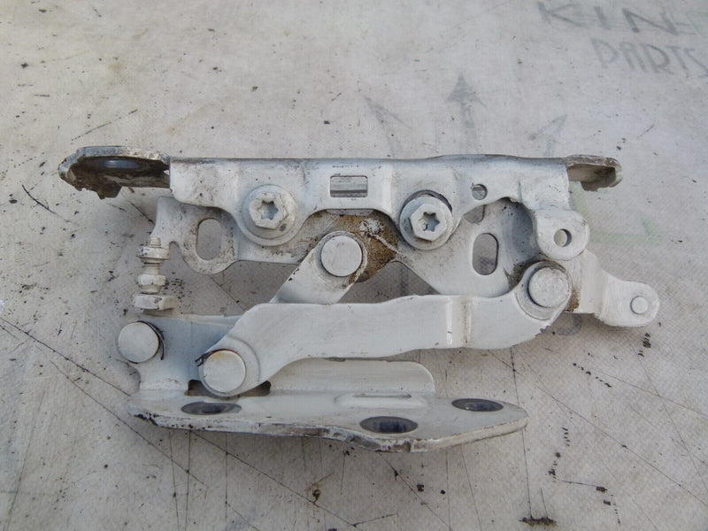 MERCEDES C W204 2007-11 BONNET HOOD RIGHT SIDE HINGE GENUINE A2048800828