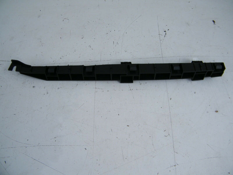 Honda Jazz 2003-2008 Left Hand Rear Bumper Spacer 71598-SAA-013 (044/ S37-22)