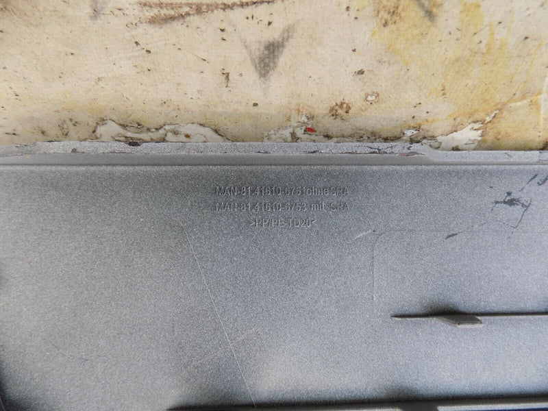 MAN TGX EURO 6 2020+ LEFT BUMPER CORNER HEADLIGHT SURROUND SILVER MAN-8141610