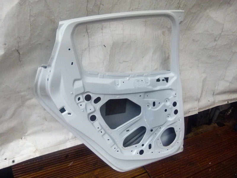 RENAUKT CLIO MK5 BF 2019-22 REAR DOOR PANEL LEFT PASSENGER SIDE in WHITE