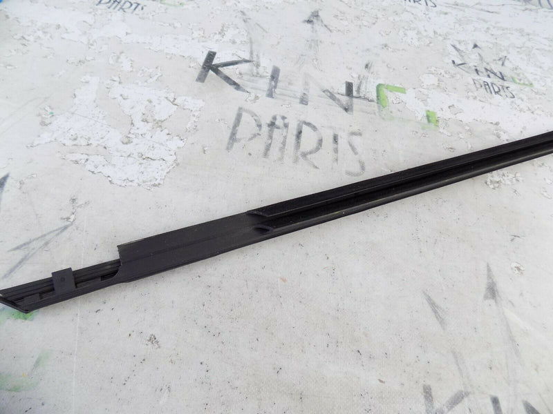 MINI COUNTRYMAN F60 2017-ON FRONT LEFT DOOR CHROME TRIM WEATHERSTRIP 7399099 *1