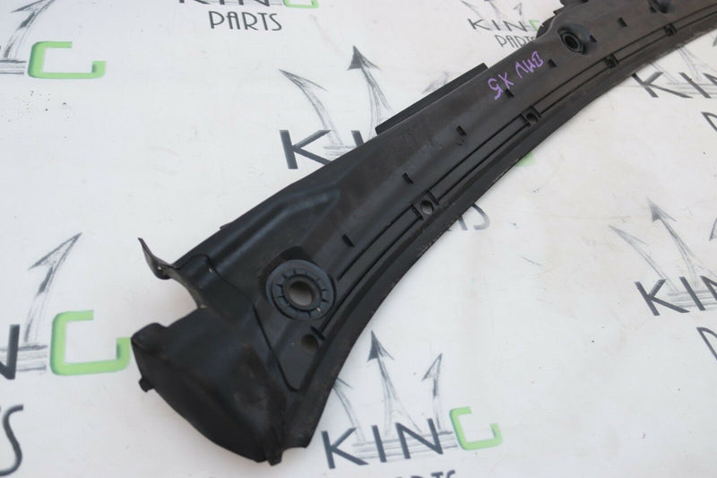 BMW X5 E53 2000-2006 WINDSCREEN SCUTTLE PANEL 8402642 8256313