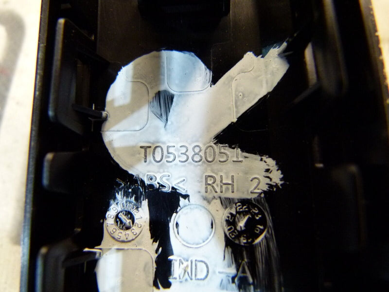 RENAULT CAPTUR 2020-ON FRONT RIGHT INTERIOR COVER MOLDING TRIM T0538051