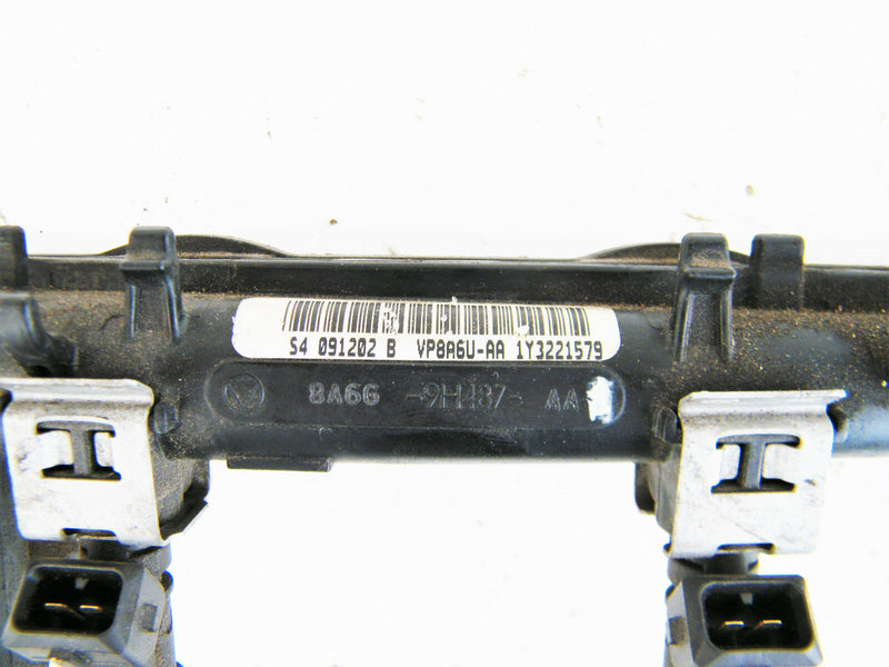 FIESTA MK7 08-16 PETROL 1.4 16V GENUINE FoMoCo FUEL INJECTOR RAIL 8A66-9H487-AA