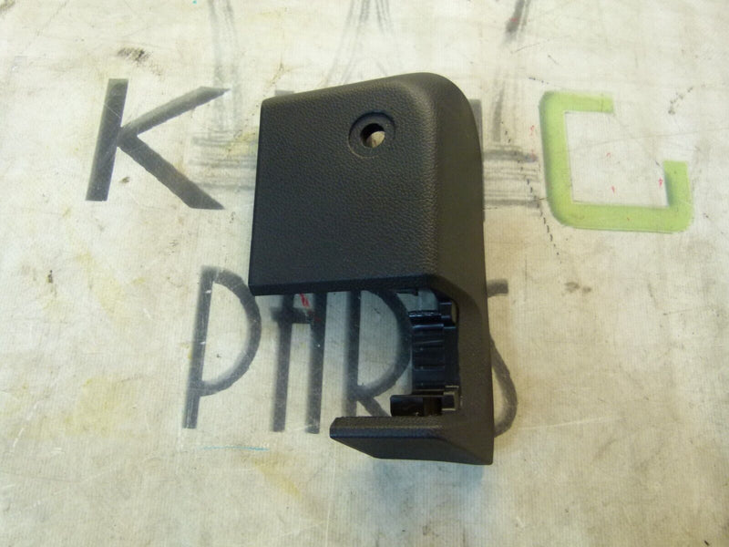 RENAULT CAPTUR 2020-ON LEFT SIDE COVER PLASTIC PLUG PANEL 3872272LH