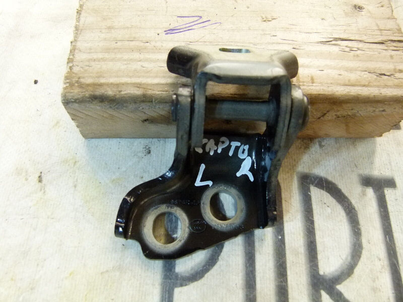 RENAULT CAPTUR 2020-ON LEFT SIDE HOLDING BRACKET 9674R-LH