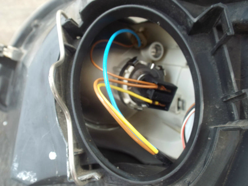 AUDI A4 B7 2006-2008 GENUINE HEADLAMP HEADLIGHT RIGHT DRIVER SIDE O/S (280)