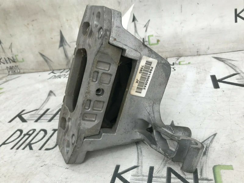 JEEP CHEROKEE 2013-20 PETROL 2.4 AUTOMATIC GENUINE GEARBOX MOUNT 68190606