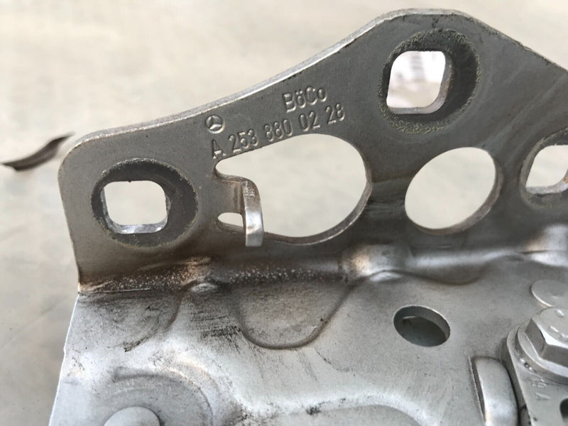 MERCEDES GLC X253 2016-2023 RIGHT DRIVER SIDE HINGE BONNET GENUINE A2538800228
