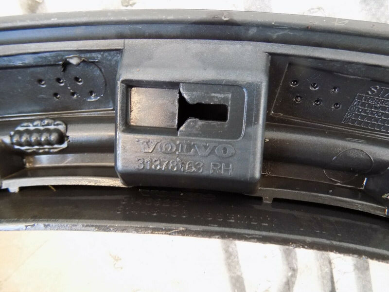 VOLVO XC90 2015-ON FRONT RIGHT WHEEL ARCH TRIM COVER PANEL BLUE 31378163