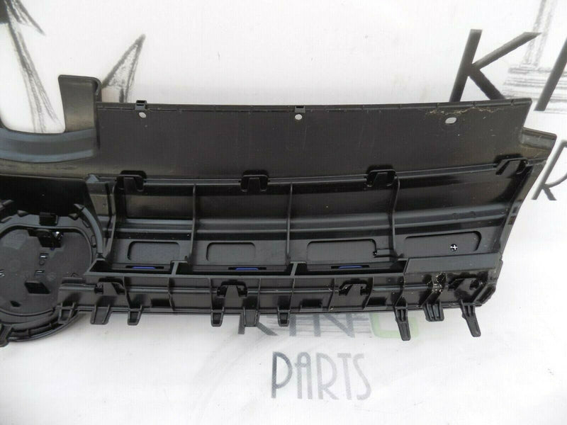 VW eGOLF MK7 2014-2018  FRONT RADIATOR UPPER CENTRE GRILL ELECTRIC 5GE853651