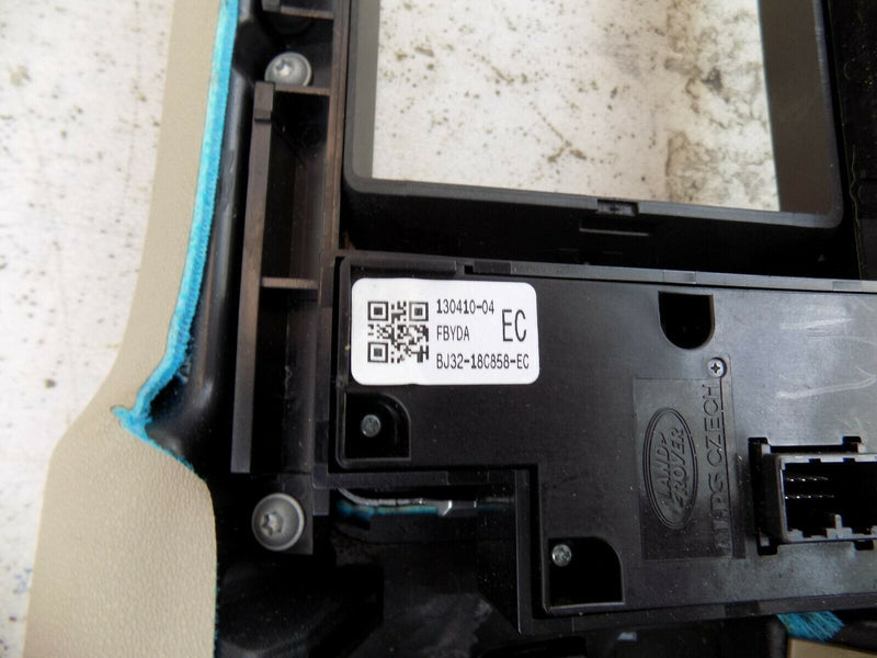LAND ROVER RR EVOQUE L538 2011-2019  INTERIOR DASHBOARD COVER TRIM BJ3204268BAW