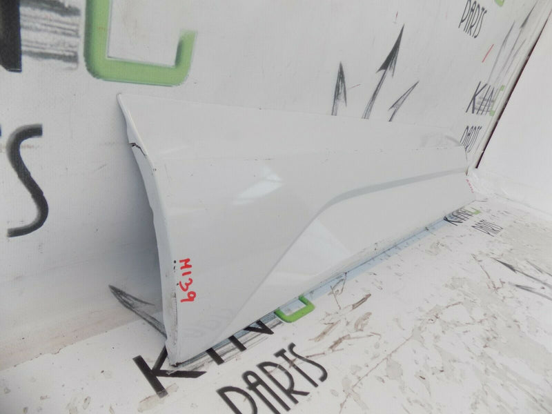 AUDI Q3 2015-2018 REAR RIGHT DRIVER DOOR EXTERIOR TRIM MOULDING WHITE