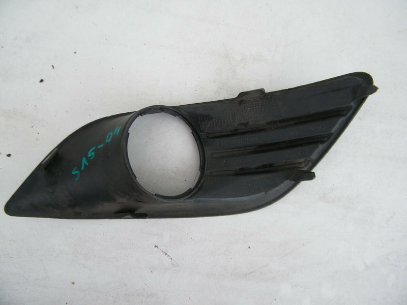 Ford Focus 2008-2010 Front Left Bumper Fog Light Grille Trim 8M5119953AE (S15-04