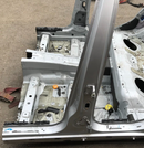 MERCEDES W212 2009-2016 LEFT SIDE MIDDLE BODY CUT PART QUARTER PANEL PILLAR B