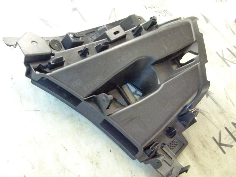 RENAULT CAPTUR 2020-ON FRONT LEFT GRILLE HOLDING BRACKET 628113210R