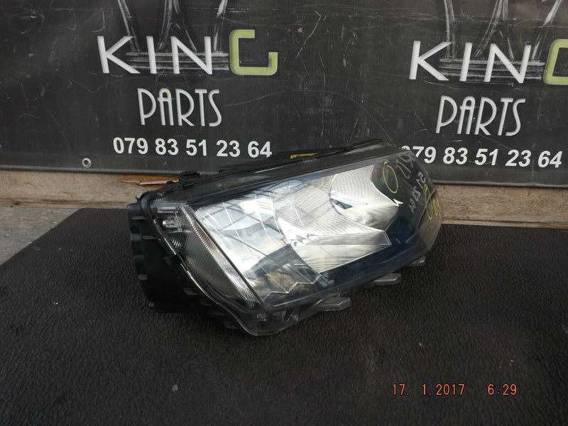 SKODA OCTAVIA 2012-2015 GENUINE HEADLAMP HEADLIGHT RIGHT SIDE O/S (813)