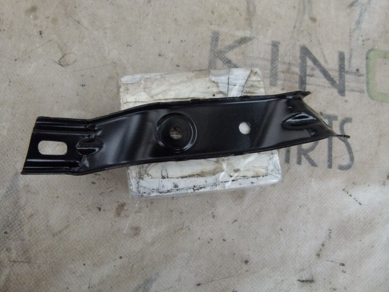 MERCEDES A W176 2012-15 FRONT WING BRACKET HOLDER GENUINE A1766280114
