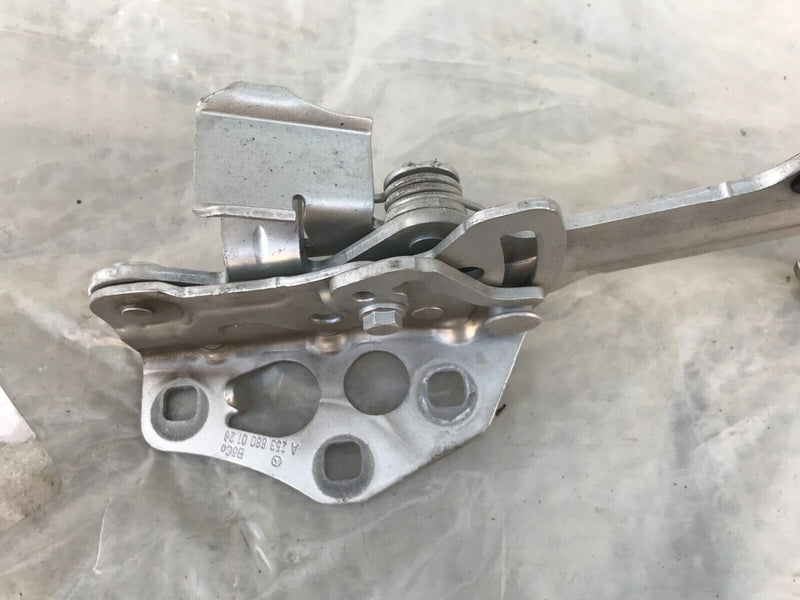 MERCEDES GLC X253 2016-2023 LEFT PASSENGER SIDE HINGE BONNET GENUINE A2538800128