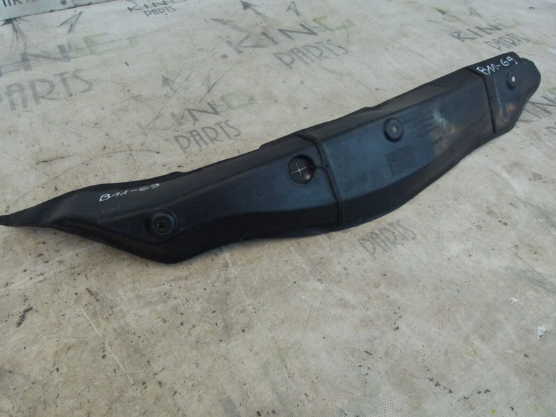 MERCEDES C W205 2014-18 FRONT RIGHT FENDER GAP COVER GENUINE A2058890025