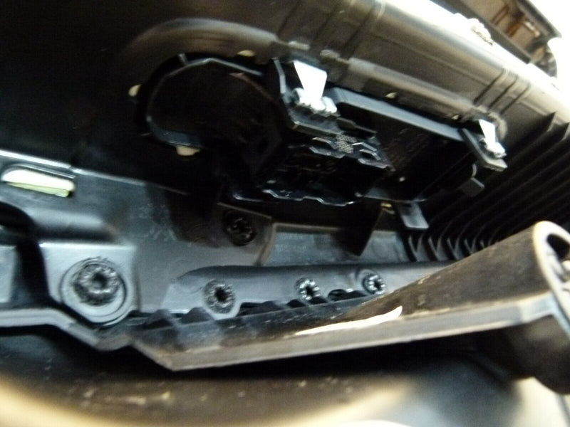 PEUGEOT 308 SW ESTATE 2017-21 FRONT LEFT DOOR CARD PANEL COVER 98283623XJ