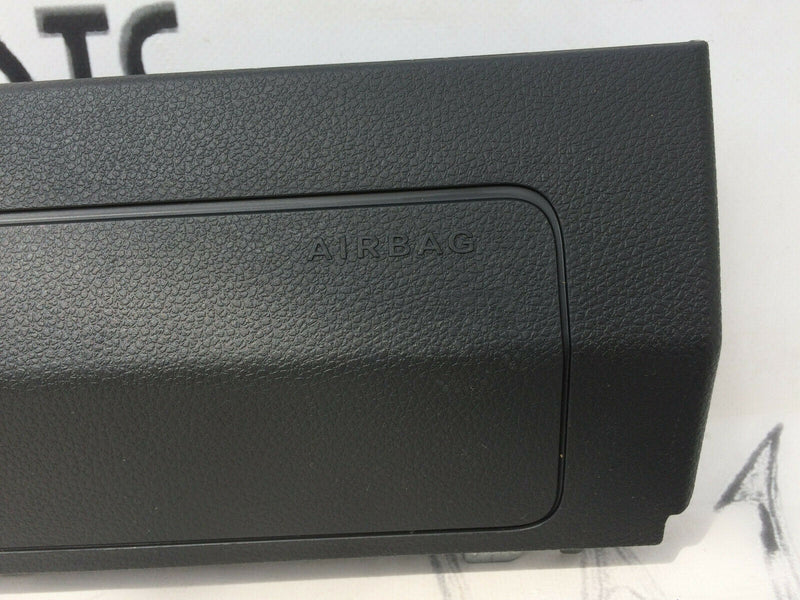 MERCEDES CLA CLASS W117 RIGHT DRIVER SIDE DASHBOARD AIR BAG KNEE A1178600402