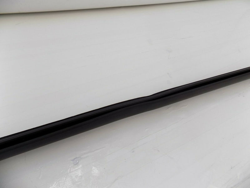 MITSUBISHI FRONT RIGHT DOOR MOULDING STRIP 5727A358 /B07-07