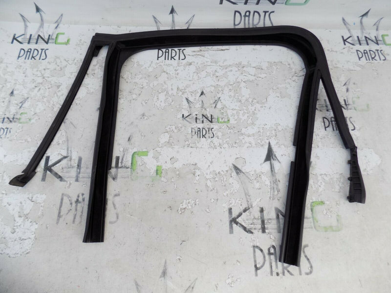 MINI COUNTRYMAN F60 2017-ON REAR LEFT DOOR RUBBER SEAL 7390165 *1