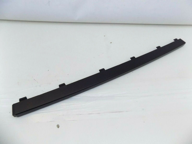 VOLVO XC90 2015-2018 REAR BUMPER LOWER SPOILER TRIM MOULDING 39829864 /S01-28