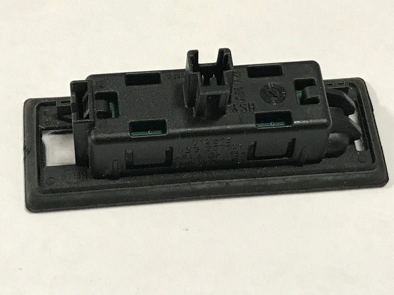 AUDI Q2 (S-LINE) 2016-ON *NEW GENUINE REAR LICENSE NUMBER PLATE LIGHT 8W6943021A