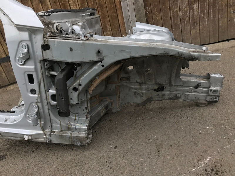 MERCEDES W212 2009-16 RIGHT SIDE FRONT END BODY CUT PART QUARTER PANEL PILLAR A