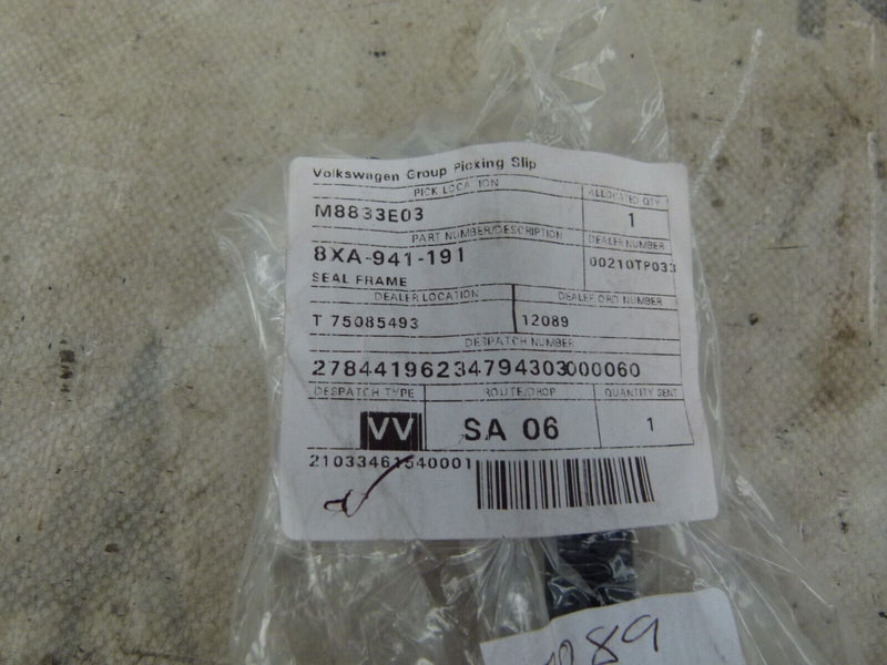 AUDI A1 8X 2010-2014 HEADLIGHT LEFT SEALING FRAME GENUINE 8XA941191