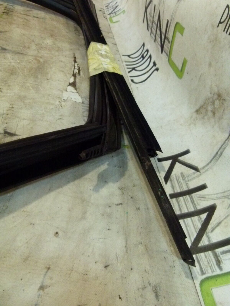 AUDI A4 S4 8W B9 2016-ON REAR LEFT DOOR FRAME SEAL TRIM SET 8W0867671