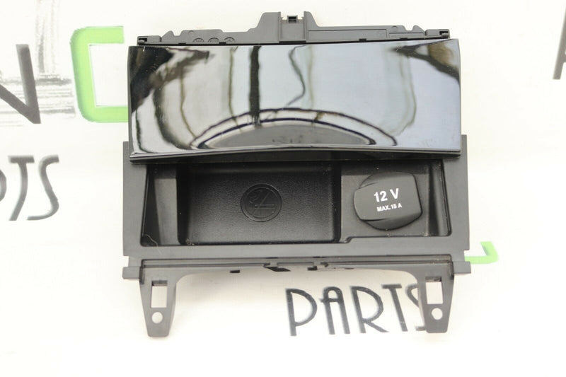 MERCEDES E CLASS W207 2009-2017 COUPE CENTRE CONSOLE ASHTRAY LIGHTER A2046801350