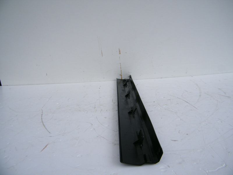 MERCEDES W212 E 2010-15 FRONT RAIL PAVEMEN RIGHT SIDE TRIM PANEL O/S A2126860236