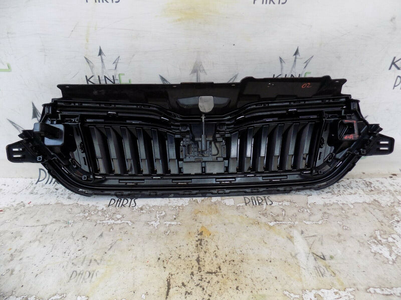 SKODA SCALA 2018-ON FRONT BUMPER GRILL CENTRE COMPLETE 657853653A