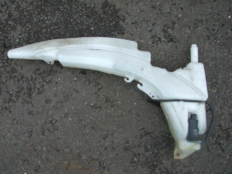 FORD FOCUS MK1 GHIA  1998-2005 WINDSCREEN WASHER TANK XS41-17618