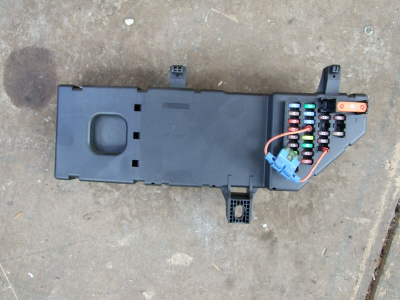 SAAB 93 9-3 9 3 2002-2007 Fuse Relays Box  Sport Aero Arc Linear Convertible